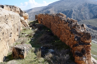 Gavur Kalesi Güneybatı Sur