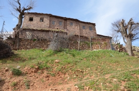 GEYİKLİ VILLAGE SİRAÇ KANGÜL HOUSE