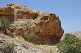 OTLU HAMLET ILLUSTRATED ROCK SHELTER