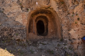 KIRKAT VILLAGE ROCK TOMB NO. 3