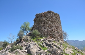 BEKSÊ (ŞAHİNLİ) CASTLE