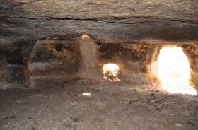 KADIRGA CAVES ROCK HOUSINGS