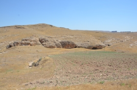 KOSKA CAVES ROCK HOUSINGS