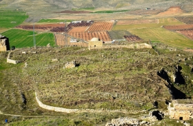 HASANKEYF UPPER CITY CEMETERY AREAS